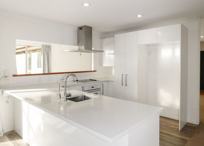  at 232a Te Atatu Road, Te Atatu South, Waitakere City, Auckland