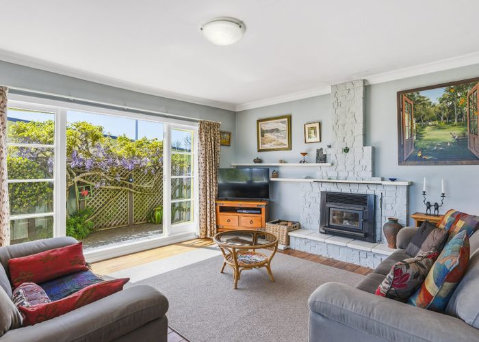  at 74A Raumati Road, Raumati Beach, Kapiti Coast, Wellington