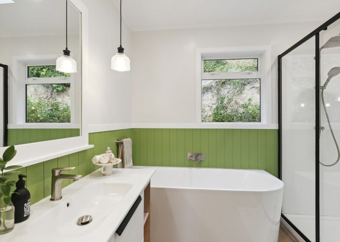  at 5 Barrie Street, Johnsonville, Wellington