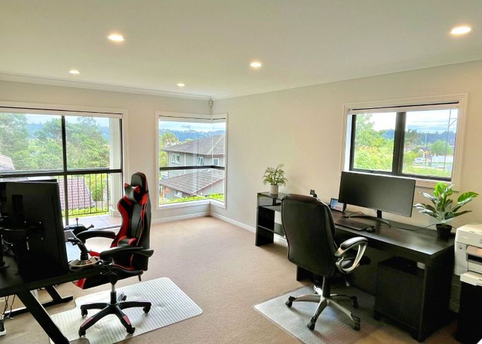  at 13 Dressage Lane, Greenhithe, Auckland