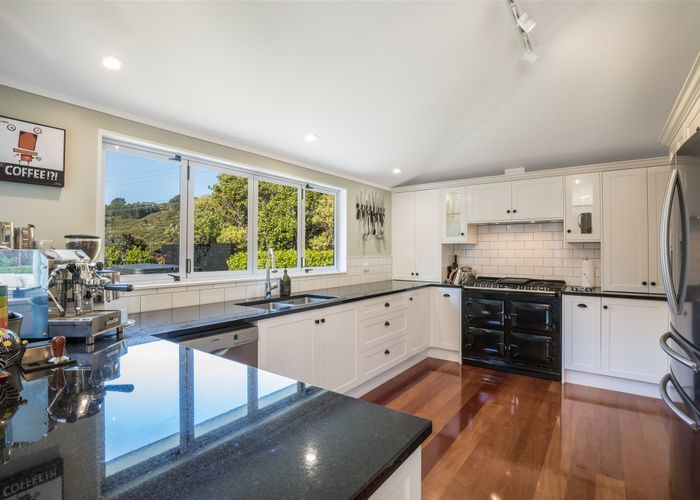  at 29 Gordon Road, Plimmerton, Porirua