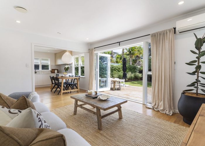  at 1/58 Totara Road, Te Atatu Peninsula, Auckland