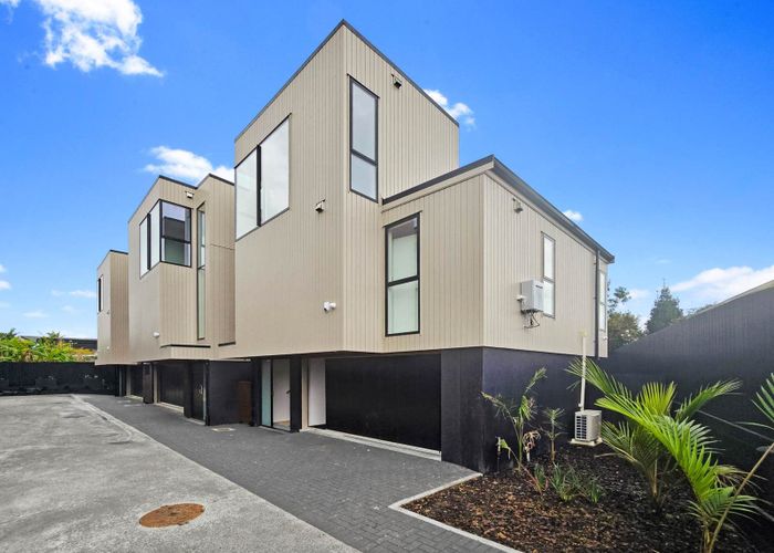  at Lot 5 & 6 / 48 Merani Street, Belmont, North Shore City, Auckland