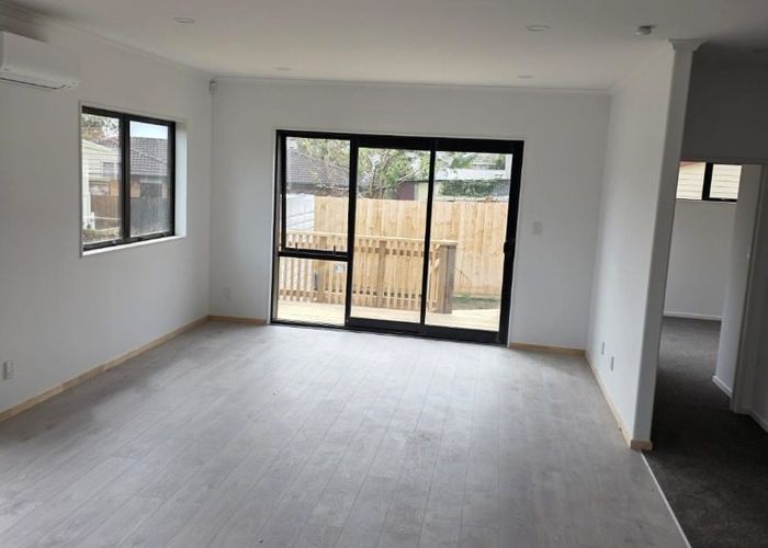  at 557A Massey Road , Mangere, Manukau City, Auckland
