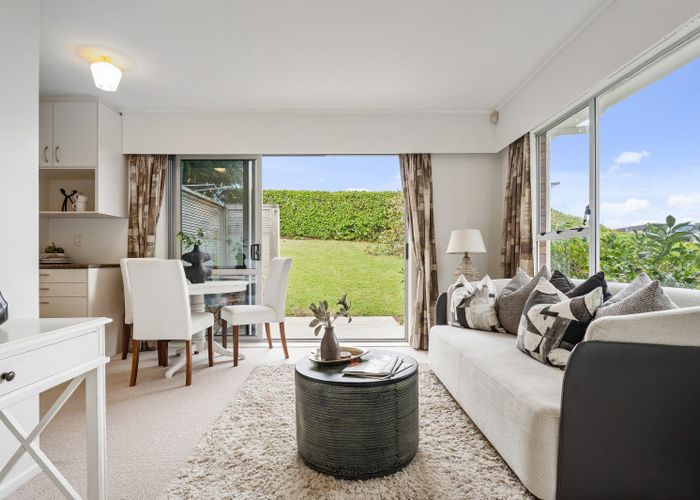  at 1/1546 Dominion Road Extension, Mount Roskill, Auckland City, Auckland