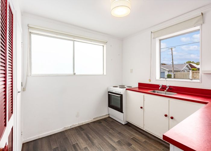  at 1/16 Tama Street, Alicetown, Lower Hutt, Wellington