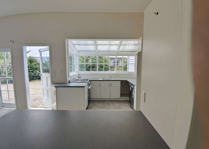  at 3/7 Victor Street, Avondale, Auckland