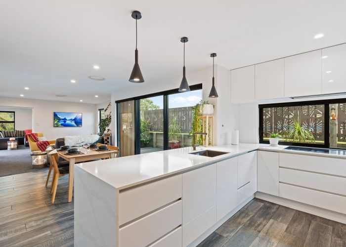  at 12 Mackillop Way, Brooklands, New Plymouth