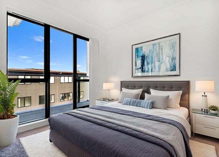  at 17/11 Carlos Drive, Flat Bush, Manukau City, Auckland