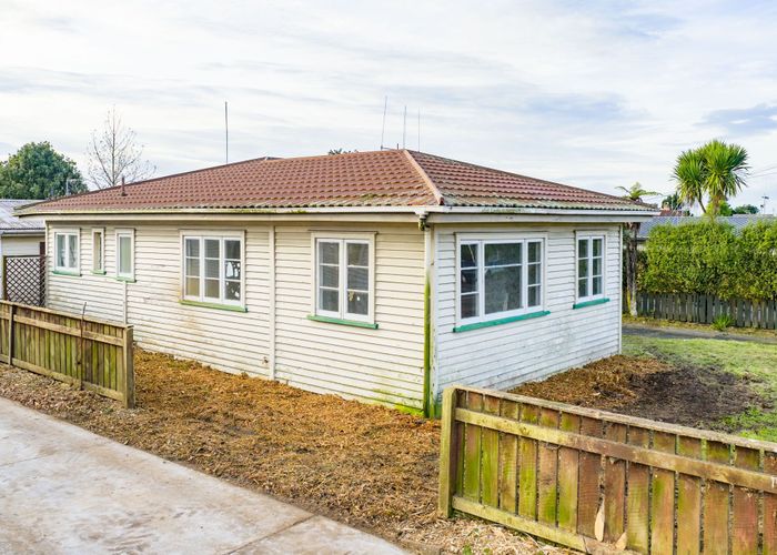  at 17 Fifth Avenue, Enderley, Hamilton, Waikato