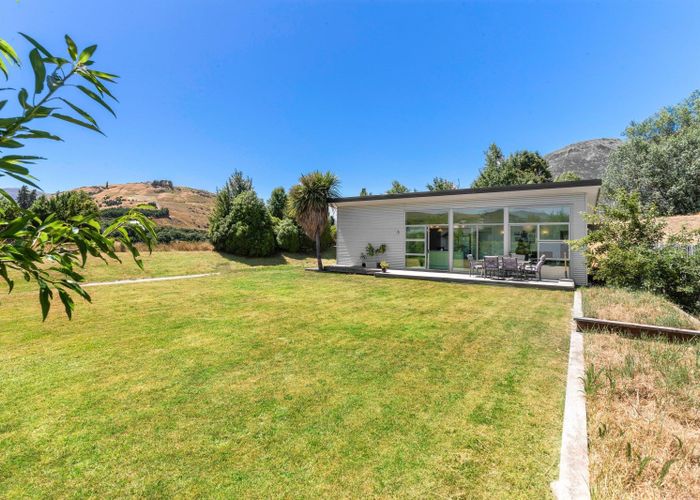  at 10 Widgeon Place, Lake Hayes, Queenstown