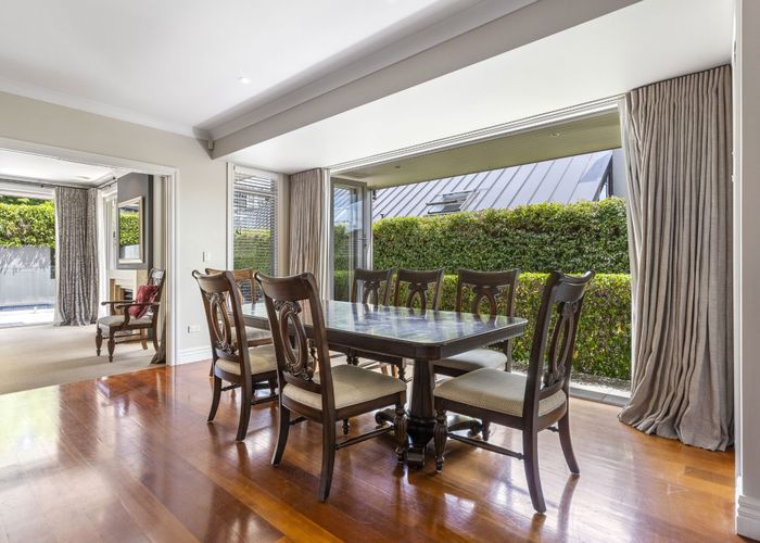  at 5 Maui Grove, Remuera, Auckland