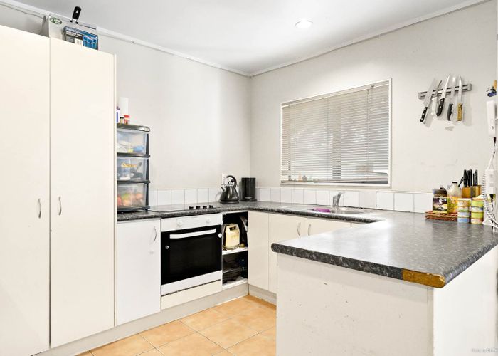  at 558 Massey Road, Mangere, Auckland