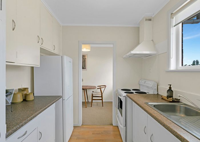  at 2/34A Parr Road South, Point Chevalier, Auckland City, Auckland