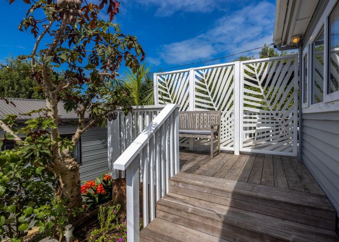  at 25 Hamilton Road, Surfdale, Waiheke Island, Auckland