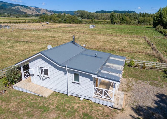  at 103A Waikawa Beach Road, Manakau