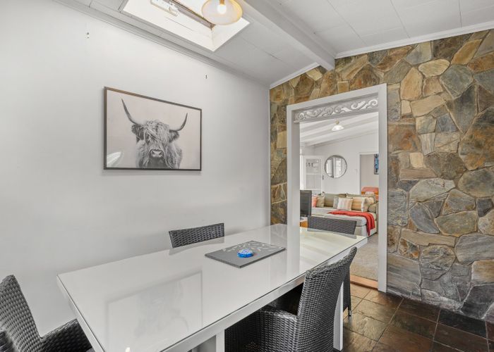  at 180 Kent Street, Kingston