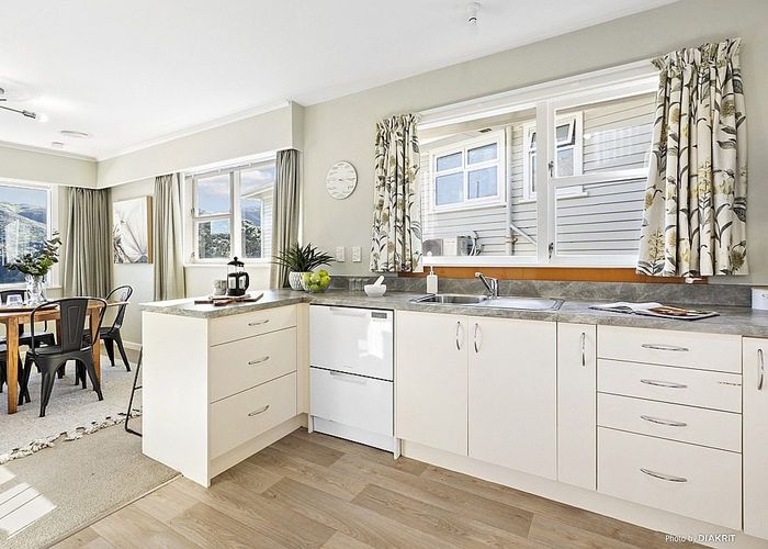  at 34 Norwich Street, Wadestown, Wellington, Wellington