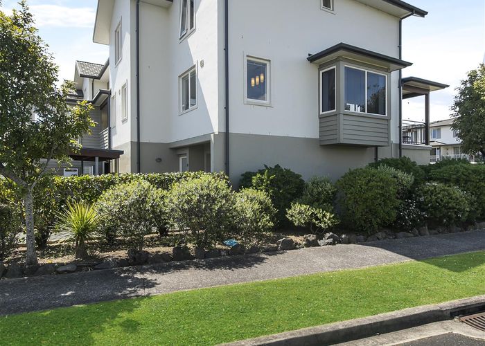  at 28 Opito Way, East Tamaki, Auckland