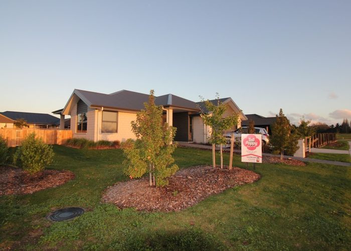  at 28 West Thompson Street, Leamington, Cambridge