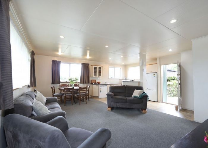  at 33 Folkestone Drive, Flaxmere, Hastings