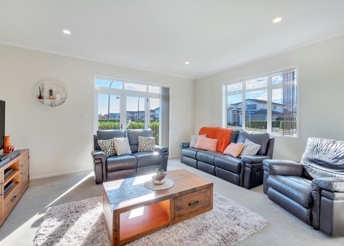  at 43 Anchorage Drive, Karaka