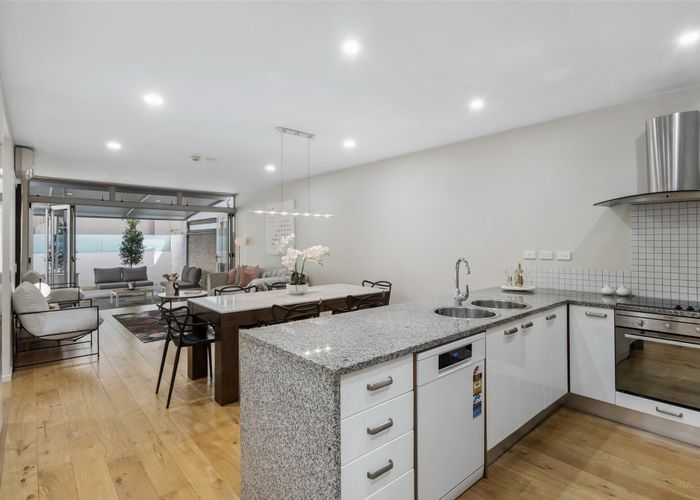  at 105/10 Fox Street, Parnell, Auckland