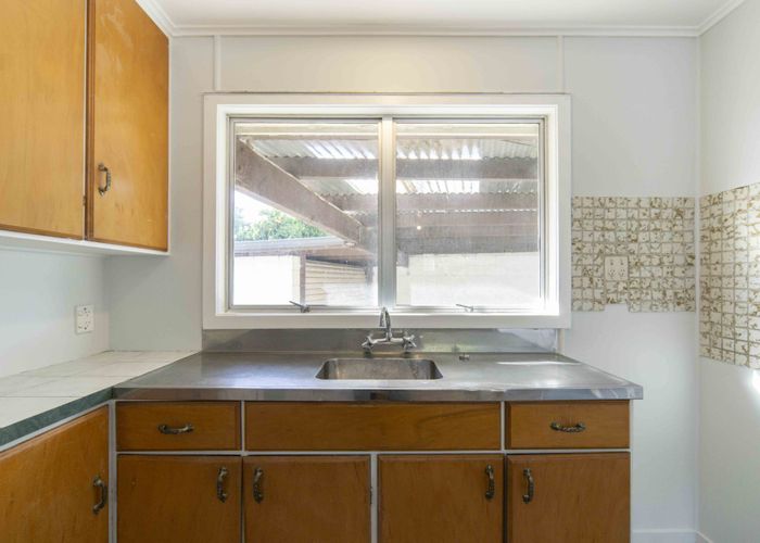  at 21 Oakfield Crescent, Pukete, Hamilton, Waikato