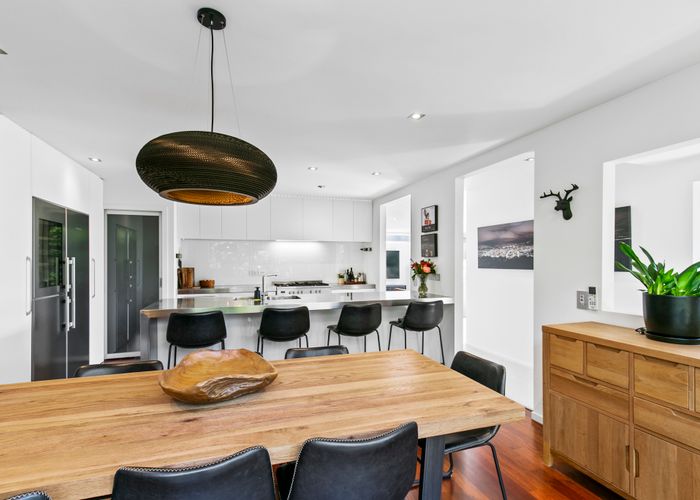  at 8C Orleans Street, Ngaio, Wellington