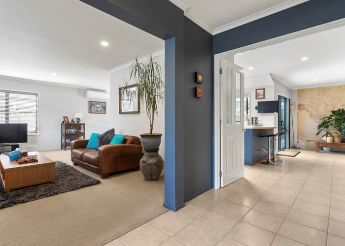  at 88 Hillwell Drive, Henderson, Auckland