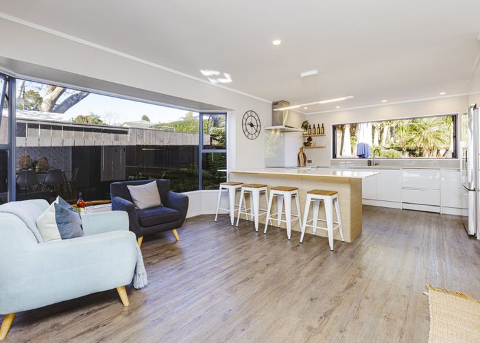  at 13 Mahoe Glade, Patumahoe, Pukekohe
