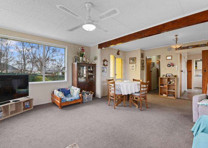  at 25 Matthew Place, Kawaha Point, Rotorua
