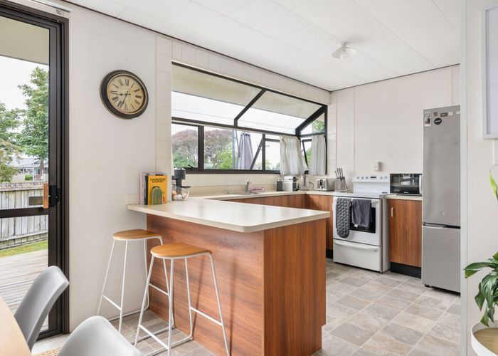  at 33 Raymond Street, Fairview Downs, Hamilton