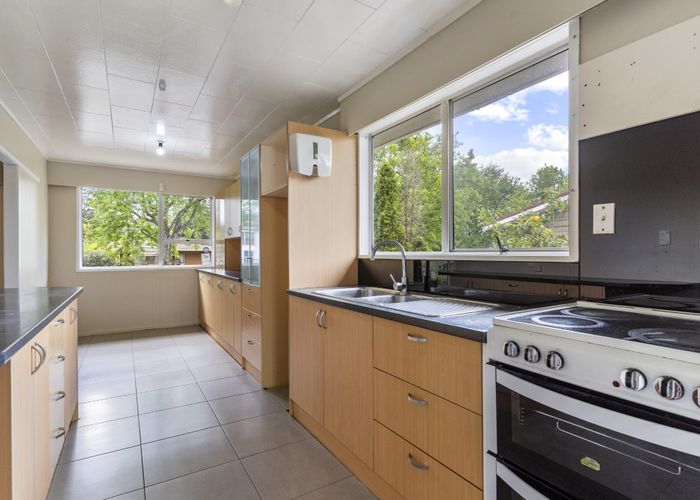  at 71 Sikkim Crescent, Clover Park, Auckland