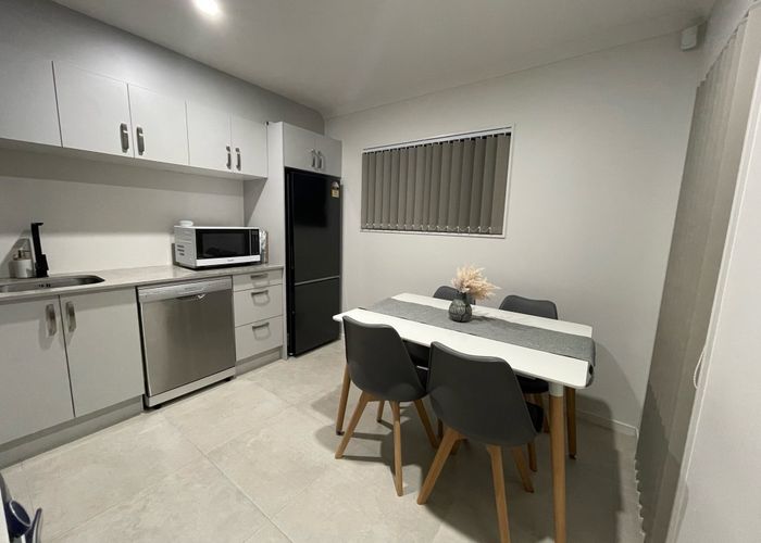  at 5A Cosy Pl, Howick, Manukau City, Auckland