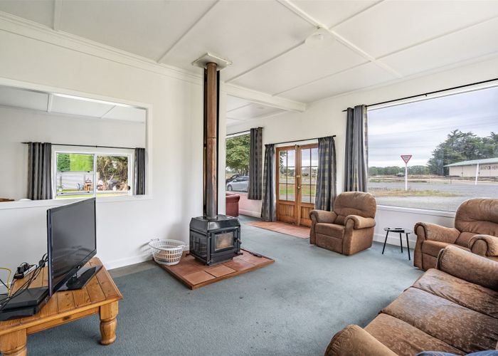  at 1561 Waimea Highway, Mandeville, Gore