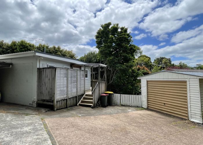  at 8B Greenhill Crescent, Pakuranga, Manukau City, Auckland