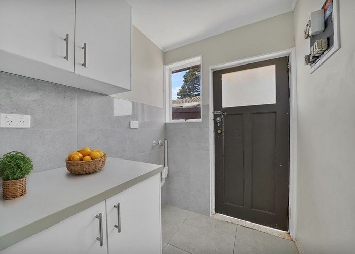  at 3/307 Weymouth Road, Weymouth, Auckland