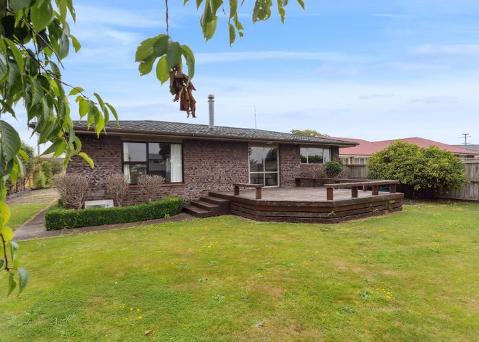  at 100 Huxley Street, Pahiatua
