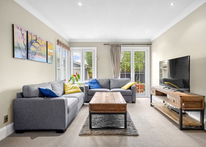  at 12 Francis Avenue, Mairehau, Christchurch