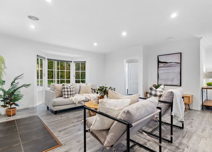  at 30 Glencourt Place, Glenfield, North Shore City, Auckland