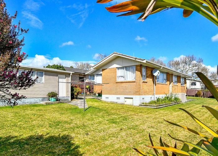  at 90 Boundary Road, Clover Park, Manukau City, Auckland