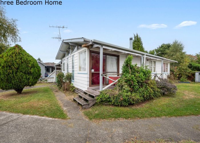  at 7 Liane Place, Mangakakahi, Rotorua