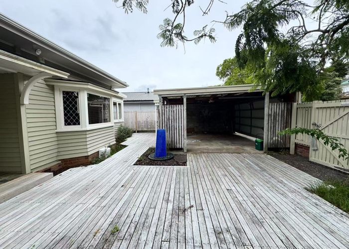  at 33 Rangitoto Avenue, Remuera, Auckland
