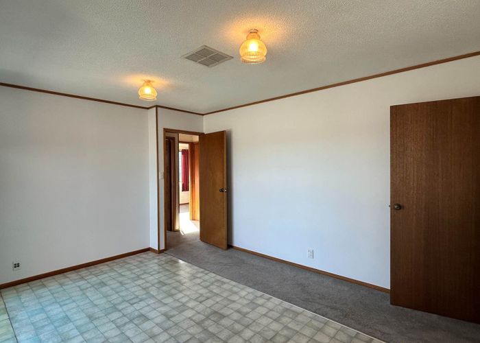  at 39 Kennedy Avenue, Forrest Hill, North Shore City, Auckland