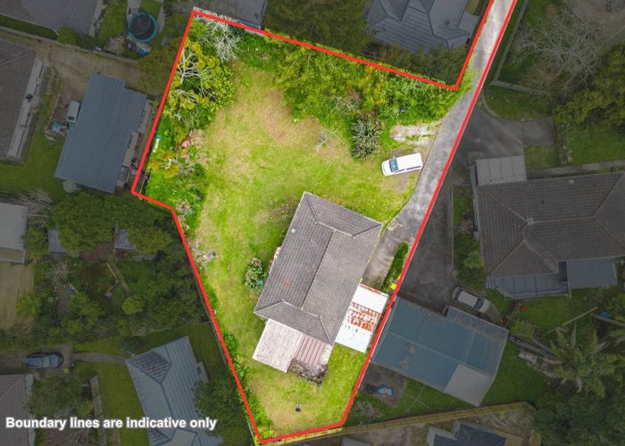  at 7 Shale Avenue, Massey, Waitakere City, Auckland