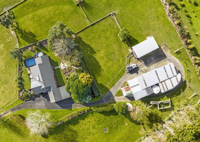  at 703 Coatesville-Riverhead Highway, Albany