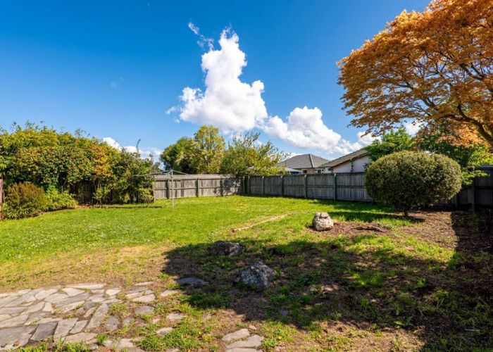  at 21 Lambeth Crescent, Northcote, Christchurch City, Canterbury