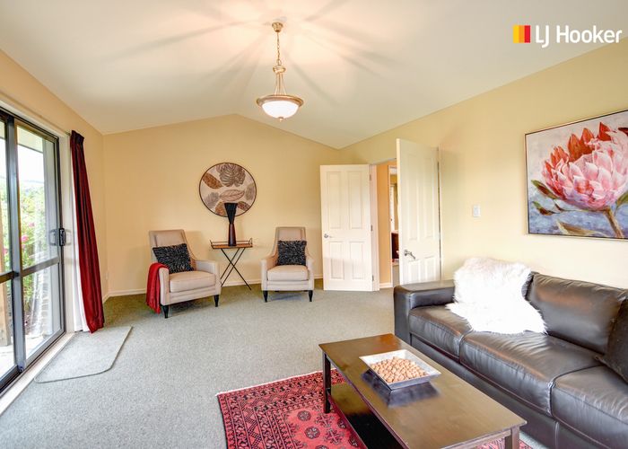  at 18 Sunninghurst Drive, Fairfield, Dunedin