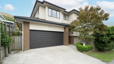  at 6 Erlestoke Crescent, Churton Park, Wellington